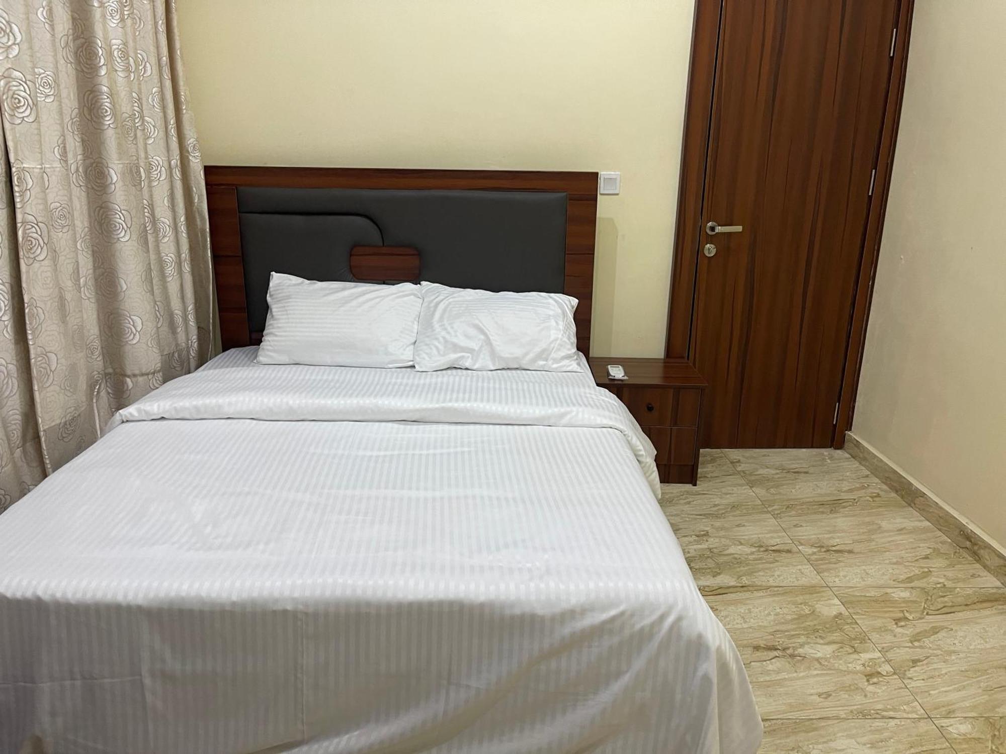 Pilgrim Place Hotel Rubuchi Luaran gambar